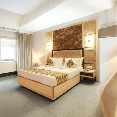 Hotel The Almora By Rs Global Near By Delhi International Airport With - Free Airport Drop Nueva Delhi Exterior foto