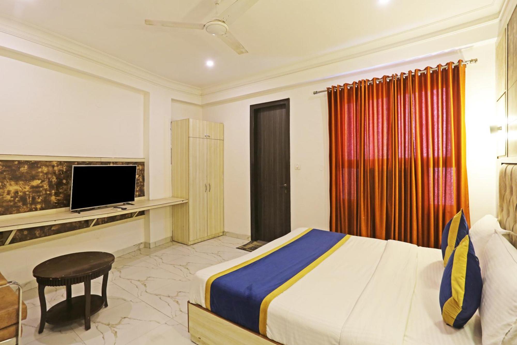Hotel The Almora By Rs Global Near By Delhi International Airport With - Free Airport Drop Nueva Delhi Exterior foto